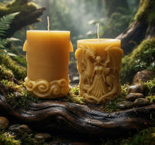Load image into Gallery viewer, Echoes of Ancient Alliances - Dragon &amp; Elf  - Candle