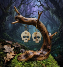 Load image into Gallery viewer, Echo of the Soul - Skull - Earrings