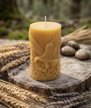 Load image into Gallery viewer, Wings of Abundance - Eagle - Candle - Raven Stone