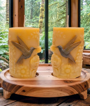 Load image into Gallery viewer, Golden Haven - Hummingbird - Candle