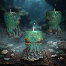 Load image into Gallery viewer, Seafoam Sentinel - Octopus - Candle