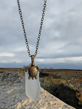 Load image into Gallery viewer, Sea Glass, Turtle charm, Necklace