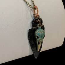 Load image into Gallery viewer, The Shadow Seer - Arrowhead - Necklace