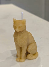 Load image into Gallery viewer, Guardian of the Hearth - Kitty - Small Candle