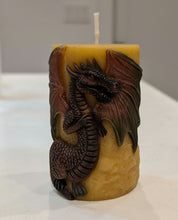 Load image into Gallery viewer, Castle Echoes - Dragon - Candle