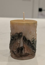 Load image into Gallery viewer, Echoes of wolves in blizzard - Candle