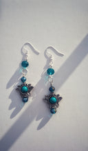 Load image into Gallery viewer, Lotus - Earrings