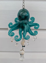 Load image into Gallery viewer, Seaborn Prism - Octopus chandelier - Sun Catcher