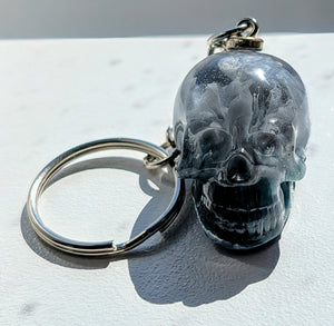Memento Mori - Resin Skull - Keychain