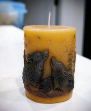 Load image into Gallery viewer, Echoes of the Wild 2 - Wolf - Candle