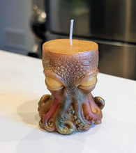 Load image into Gallery viewer, Shifting Tides - Octopus - Candle