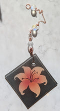 Load image into Gallery viewer, Pacific Lily - Sun Catcher