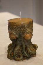Load image into Gallery viewer, Green Abyss - Octopus - Candle