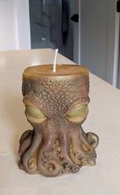 Load image into Gallery viewer, The whispering Kraken - Candle
