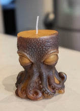 Load image into Gallery viewer, Deep Sea Guardian -  Octopus -  Candle