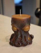 Load image into Gallery viewer, The Abyssal Relic - Octopus - Candle