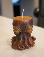 Load image into Gallery viewer, Sunken Treasure Study - Octopus - Candle