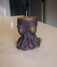 Load image into Gallery viewer, Master of Transformation - Octopus - Candle