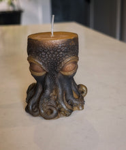 Load image into Gallery viewer, The Obsidian Mariner - Octopus - Candle