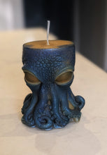 Load image into Gallery viewer, The Echo of Indigo - Octopus - Candle