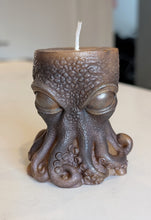 Load image into Gallery viewer, The Midnight Mimic - Octopus - Candle