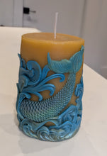 Load image into Gallery viewer, The Siren's Echo - Mermaid - Candle