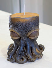Load image into Gallery viewer, Legacy of the Deep - Octopus - Candle