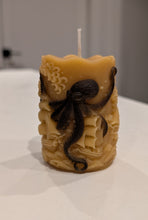 Load image into Gallery viewer, Kraken of the Deep - Octopus - Candle