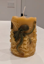 Load image into Gallery viewer, The Deep Whisper Kraken  - Octopus - Candle