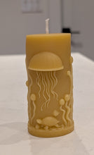 Load image into Gallery viewer, Tides of Wisdom - Jellyfish - Turtle - Candle