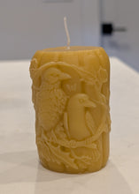 Load image into Gallery viewer, Raven’s Renewal - Raven - Butterfly - Candle