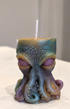 Load image into Gallery viewer, Bioluminescent Echo - Octopus - Candle