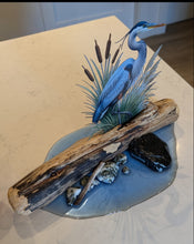 Load image into Gallery viewer, Sentinel of the Tides - Heron - Metal Art