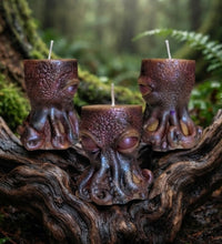 Load image into Gallery viewer, The Coral Shadow - Octopus - Candle