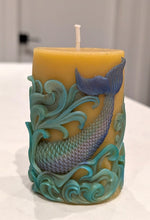 Load image into Gallery viewer, The Siren's Soul Echo - Mermaid Tale - Candle