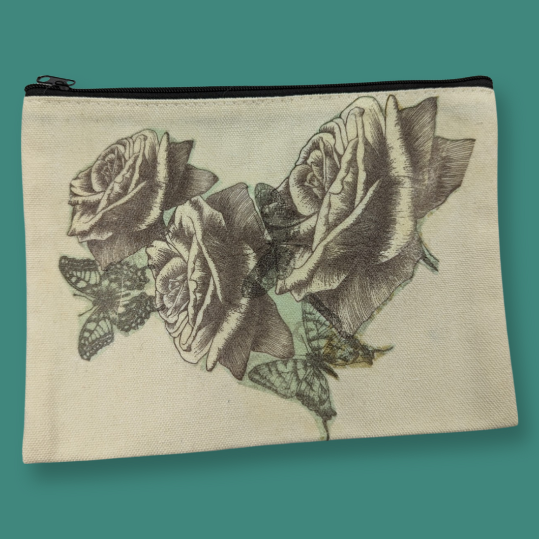 Sandis Creations - Makeup bag/cloth pouch