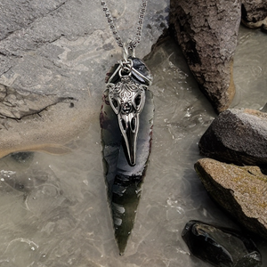 Arrowhead - Black obsidian - Raven