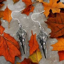 Load image into Gallery viewer, Raven - Earrings