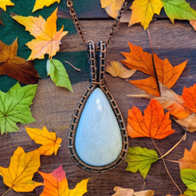 Load image into Gallery viewer, Scolecite, Copper Necklace - Echo of a Stone