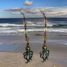 Load image into Gallery viewer, Octopus - Earrings