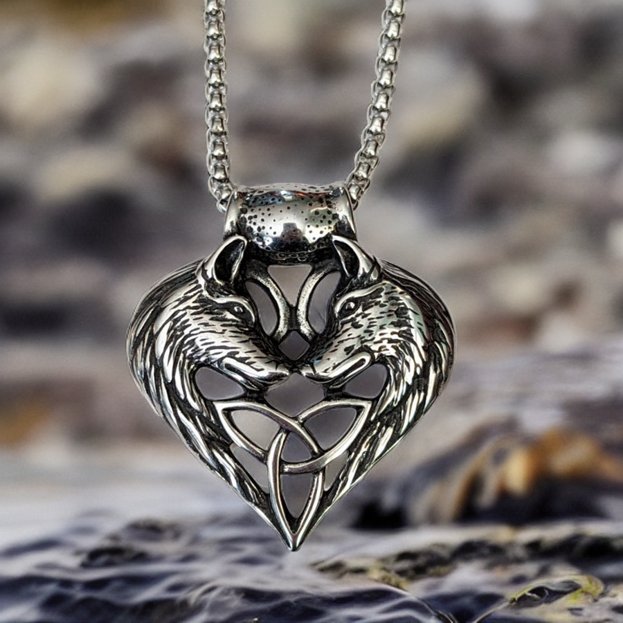 Wolf Triquetra pendant & Chain