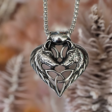 Load image into Gallery viewer, Wolf Triquetra pendant &amp; Chain