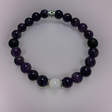 Load image into Gallery viewer, Amethyst  &amp; Moonstone Bracelet.