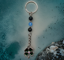 Load image into Gallery viewer, Keychain - 4 leaf Clover