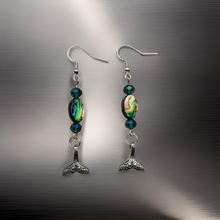 Load image into Gallery viewer, Abalone shell - Whale tail Earrings