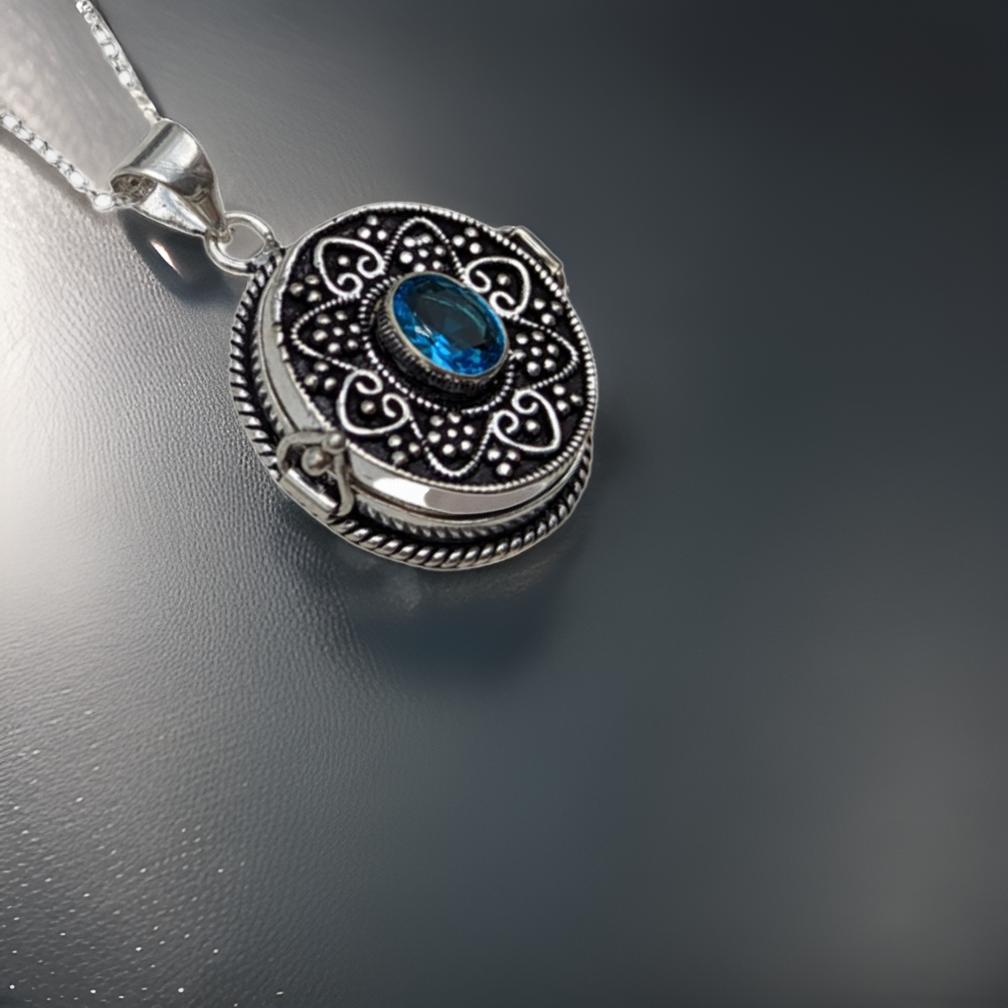 Poison - Necklace