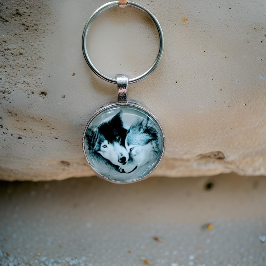 Keychain - Wolves