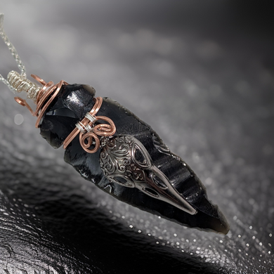 Arrowhead- Raven - Necklace