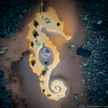 Load image into Gallery viewer, Seahorse - Sun Catcher