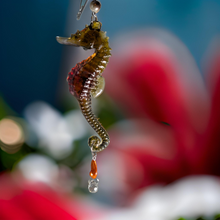 Load image into Gallery viewer, Seahorse - Ornament